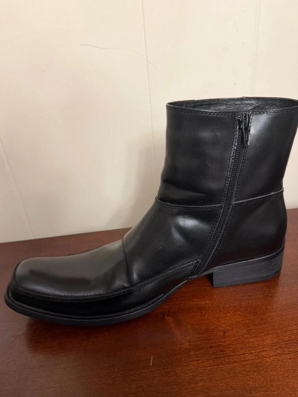 ECCO McCollins Men Black Leather Skull dragon  Boots Y2K